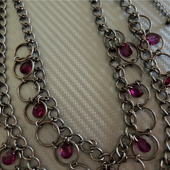 5/$10 
Costume jewelry set - Picture 4 of 6